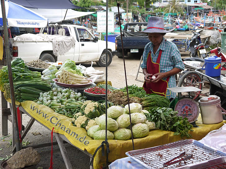 ตลาดสด หมู่บ้านชาวประมง